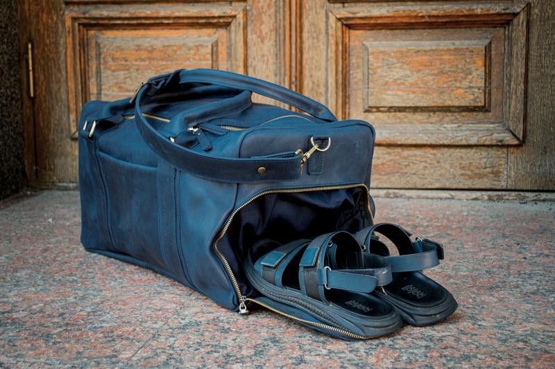 Sports bag. Genuine leather travel bag. Duffel Bag