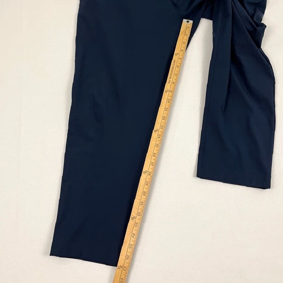 Lululemon Lululemon Commission Pants Adult 36 x 27 Navy Blue Performance Golf Travel Commute Preppy outdoor Mens Size US 36 / EU 52 - 7 Thumbnail