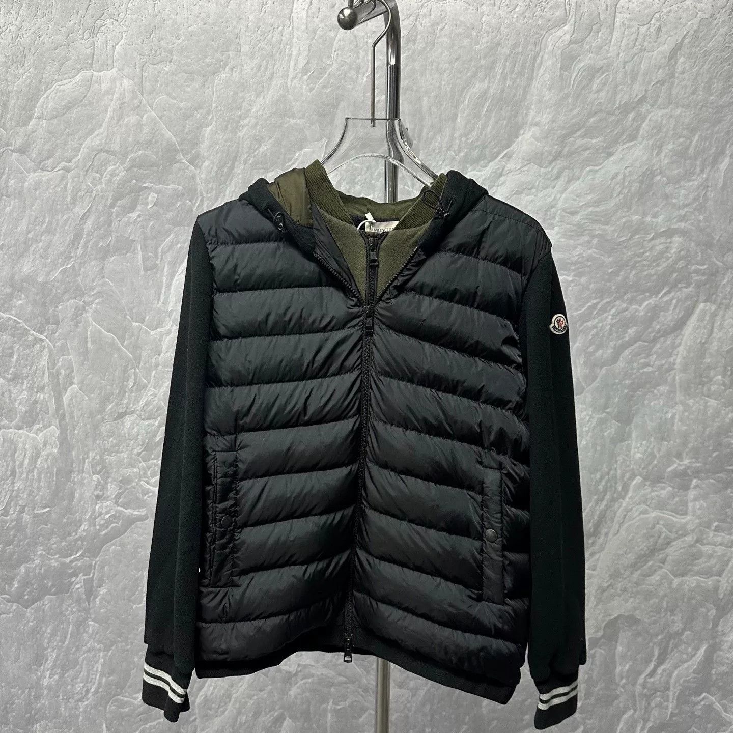 Moncler moncler hooded zip-up down jacket Size US M / EU 48-50 / 2 - 1 Thumbnail