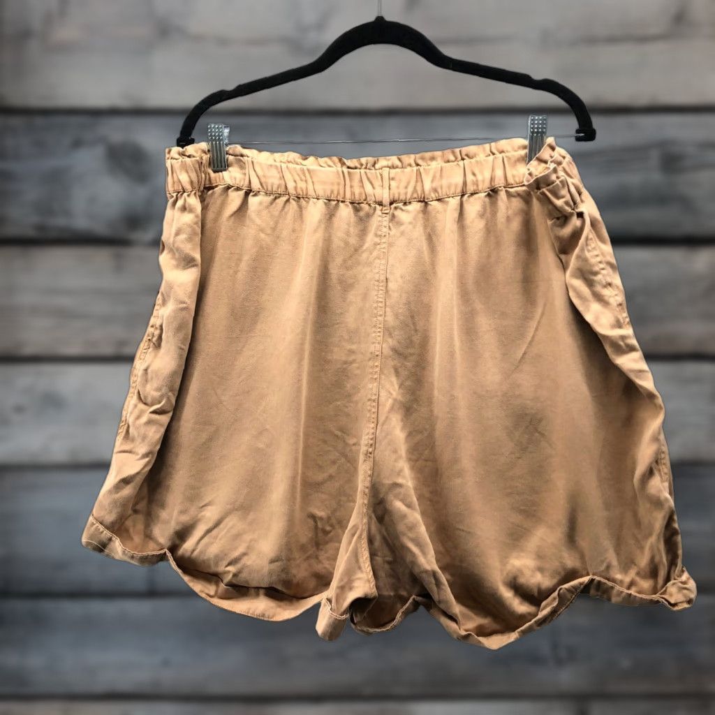 Lucky Brand Lucky Brand Lyocell Pull On Shorts Womens XL Tan High Rise Relaxed Beig*e* Bohemian Summer Casual Elastic Waist Pockets Cuffed Lightweight Size 40" / US 18 - 1 Thumbnail