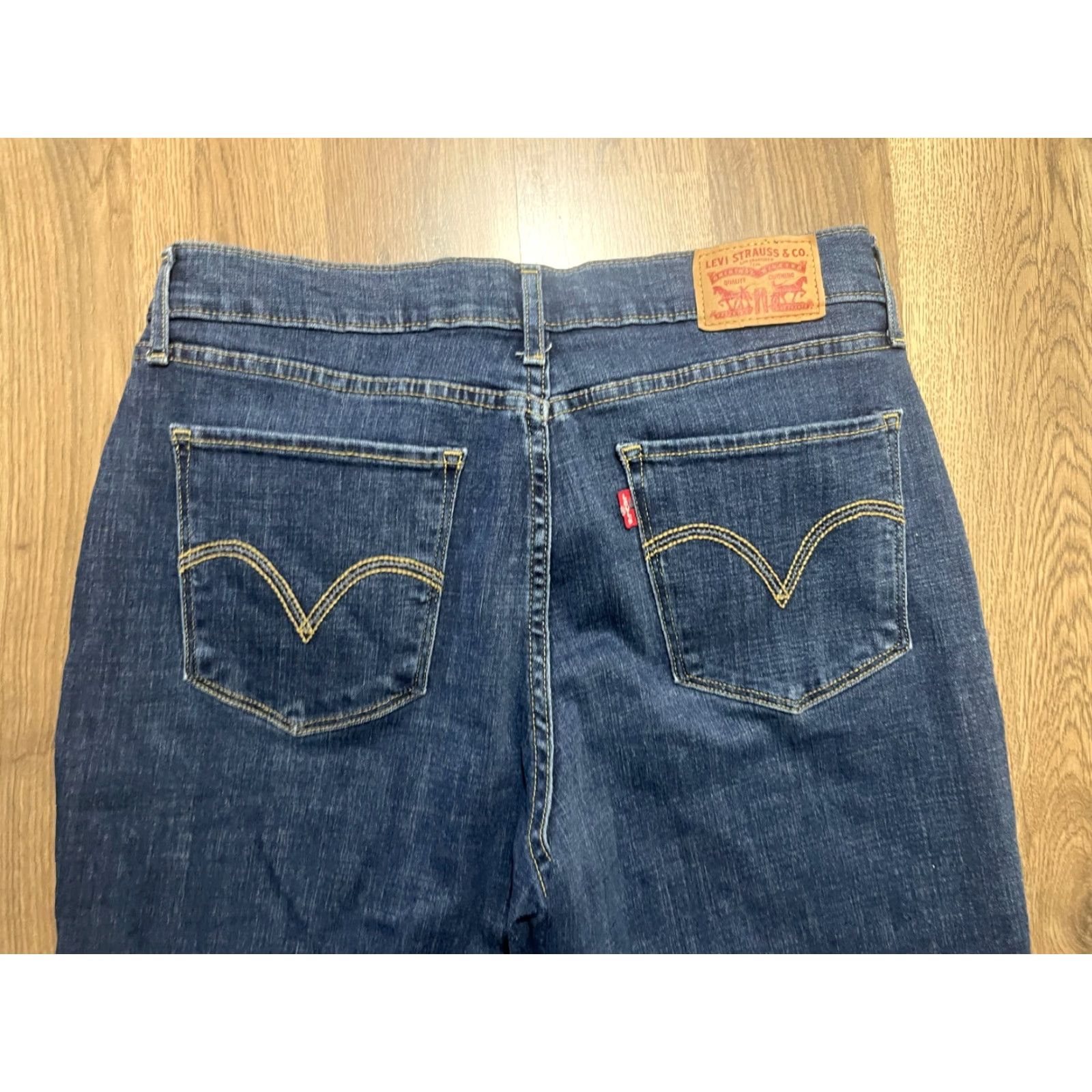 Levi's Levi's Jeans Women's Size 29 Blue Denim Classic Straight Pockets Size 29" - 3 Thumbnail