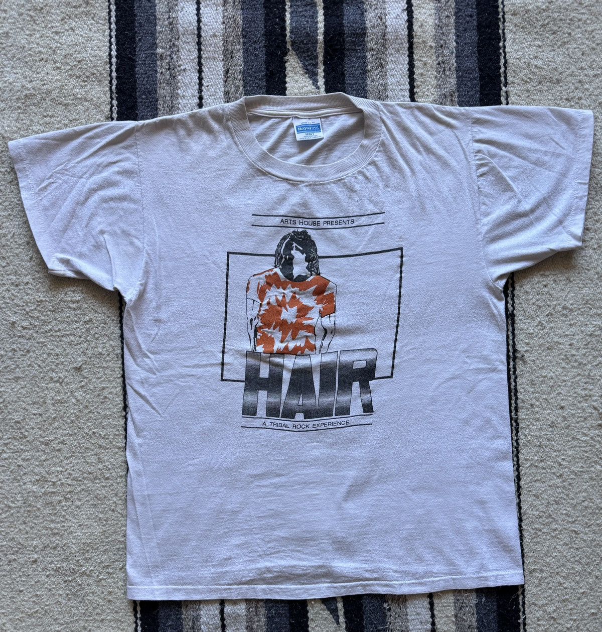 Vintage Vintage 80s HAIR Tribal Rock Musical Hippie T-Shirt Medium Size US M / EU 48-50 / 2 - 1 Thumbnail