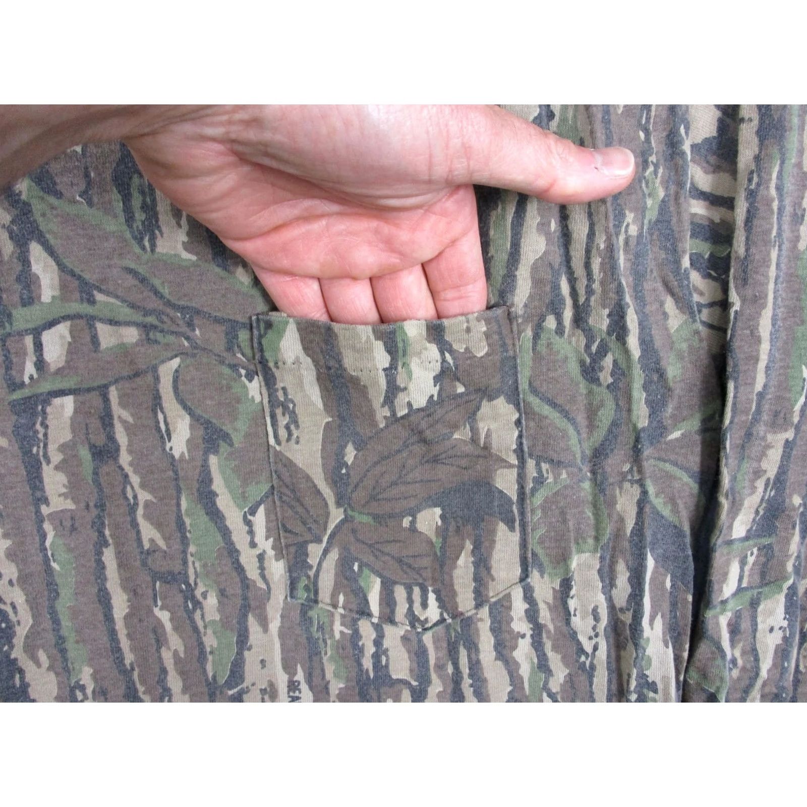 Realtree Spartan Shirt Mens 2XL Brown Realtree Camouflage Long Sleeve Pocket Hunting USA Size US XXL / EU 58 / 5 - 3 Thumbnail