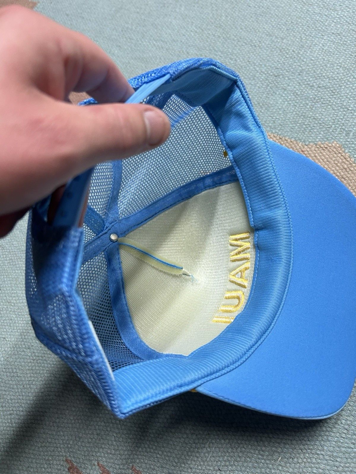 Vintage Vintage trucker hat Maui Hawaii island gold leaf snapback Size ONE SIZE - 6 Thumbnail