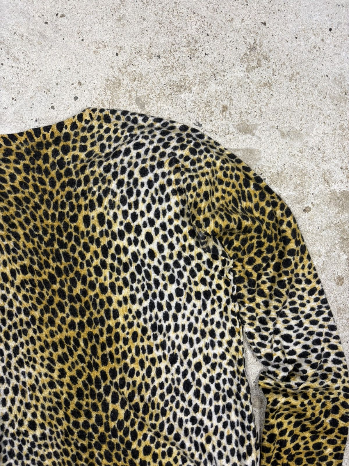 Dolce & Gabbana Vintage 2000s Dolce & Gabbana Leopard Print Cashmere Sweater Size S / US 4 / IT 40 - 15 Thumbnail