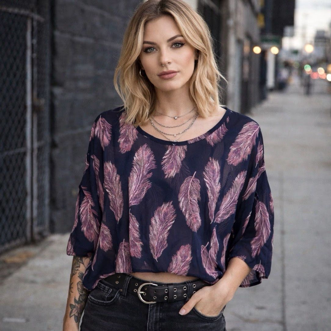 Forever 21 Forever 21 Womens Blouse Size M Multicolor Feathers Chic Edgy Layer Casual Size M / US 6-8 / IT 42-44 - 2 Thumbnail