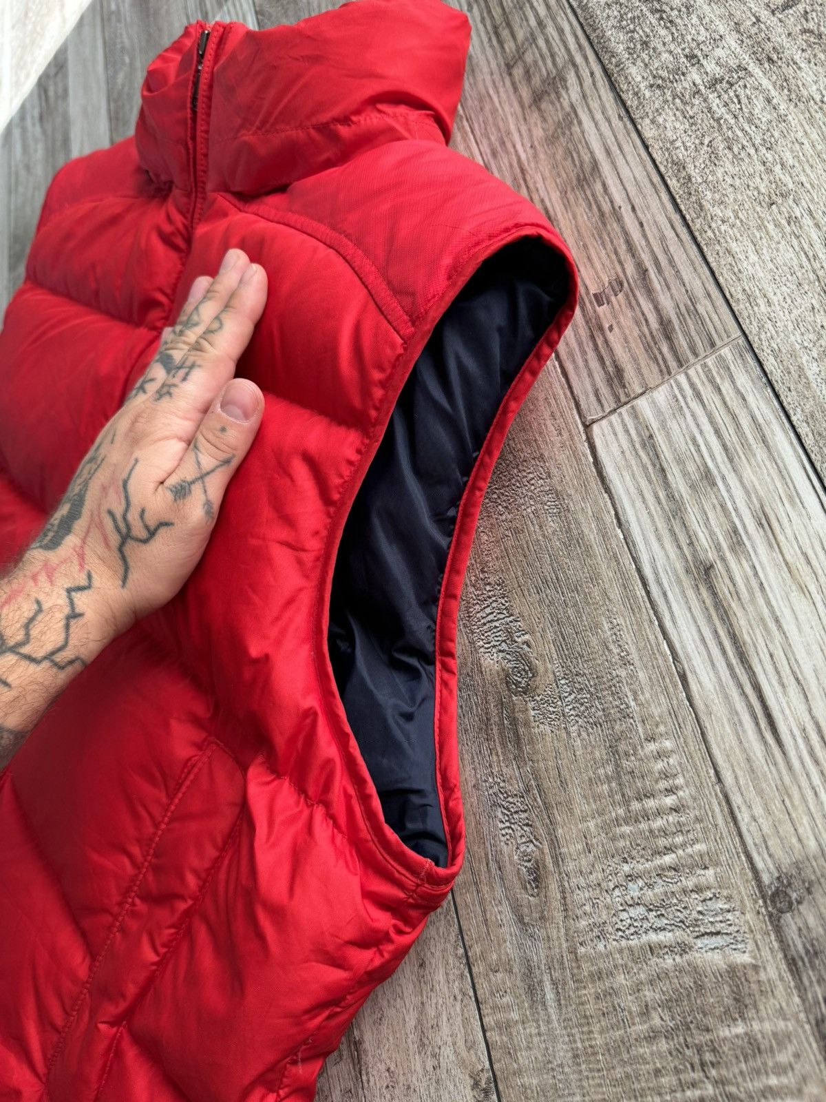 Nike × Vintage Nike red vintage vest Size US L / EU 52-54 / 3 - 8 Thumbnail