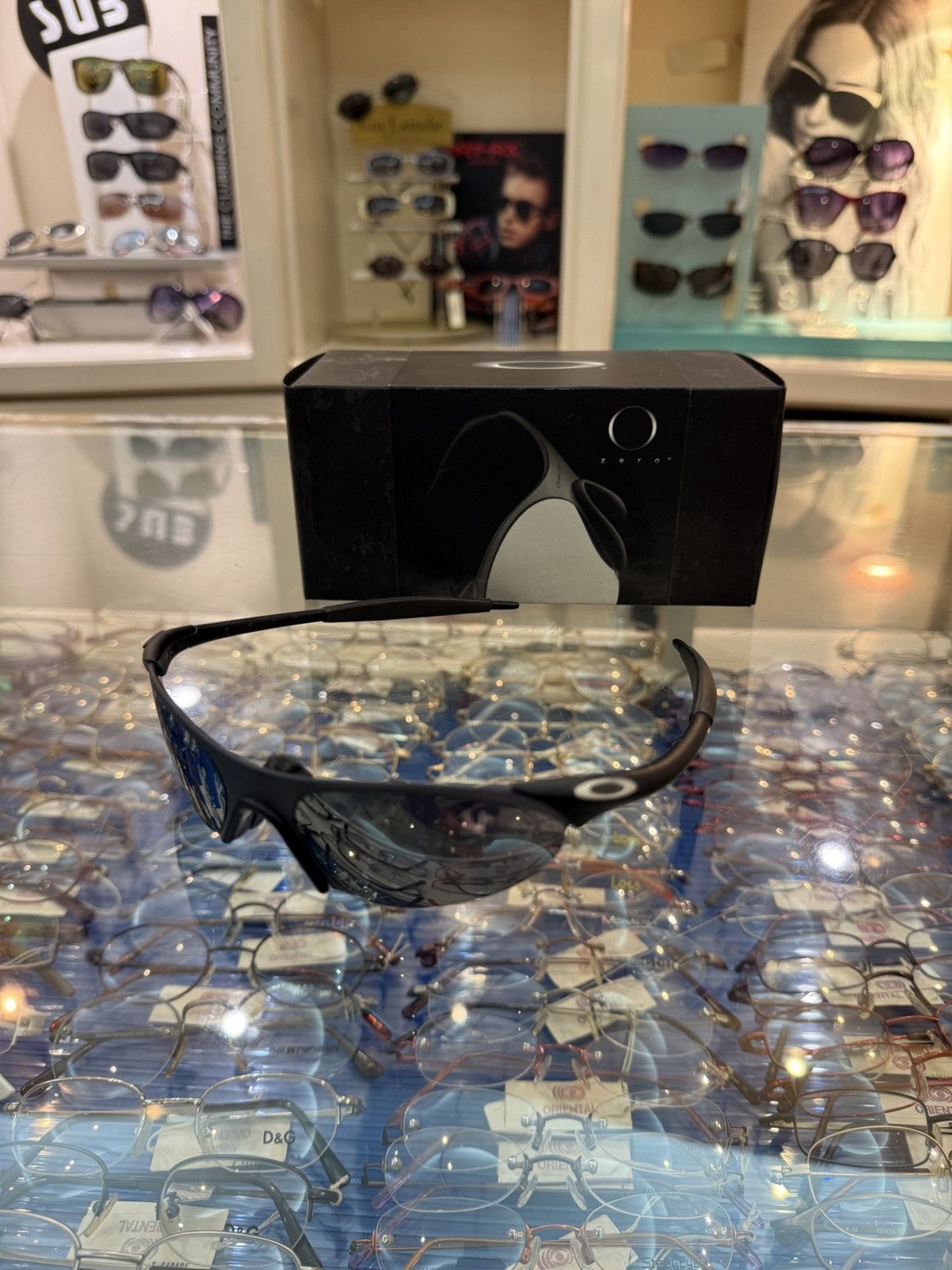 Oakley 2000's OAKLEY ZERO 0.7 Sunglasses Size ONE SIZE - 6 Thumbnail