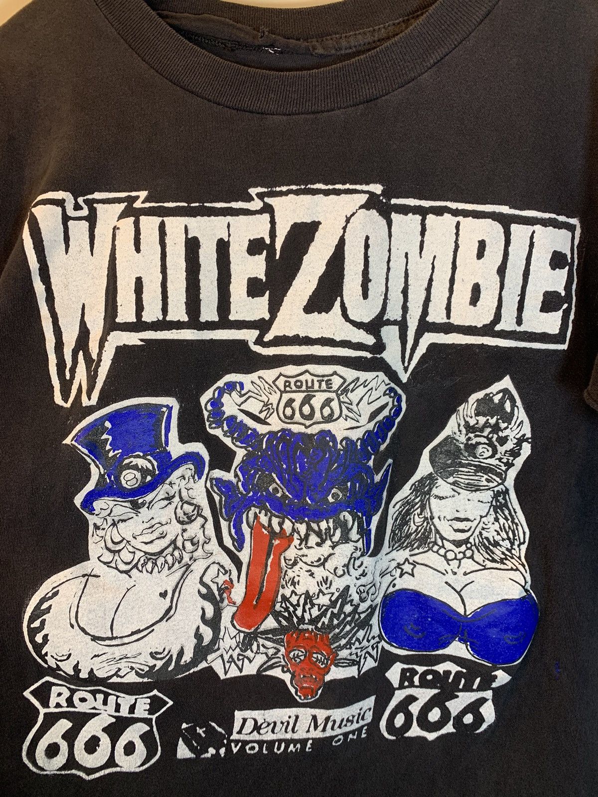 Band Tees *RARE* Vintage White Zombie Devil Music Single Stitch Shirt Size US M / EU 48-50 / 2 - 3 Thumbnail