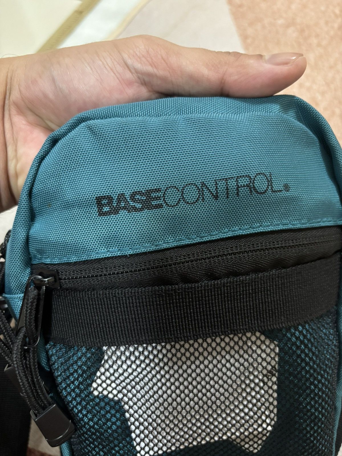 BASE CONTROL BASE CONTROL SLING BAG / CROSSBODY BAG Size ONE SIZE - 3 Thumbnail