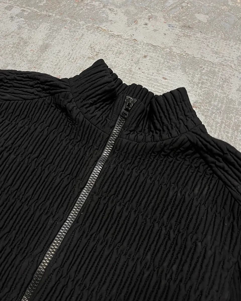 Prada AW2011 Prada Black Pleated Texture Zip-up Jacket Size M / US 6-8 / IT 42-44 - 5 Thumbnail