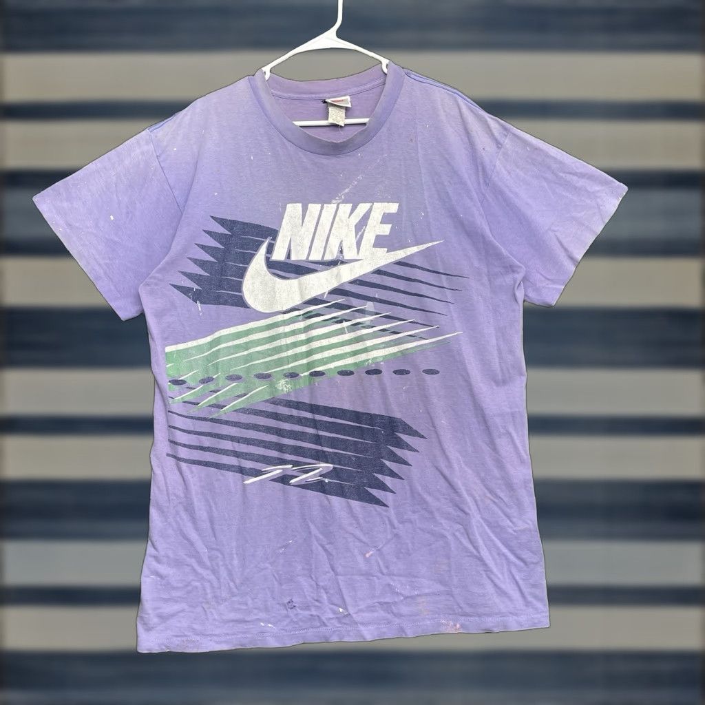 Nike VINTAGE Nike Graphic Tee Shirt Mens Large 1990s Short Sleeve Cotton Purple Hip Hop Agassi McEnroe Size US L / EU 52-54 / 3 - 1 Thumbnail