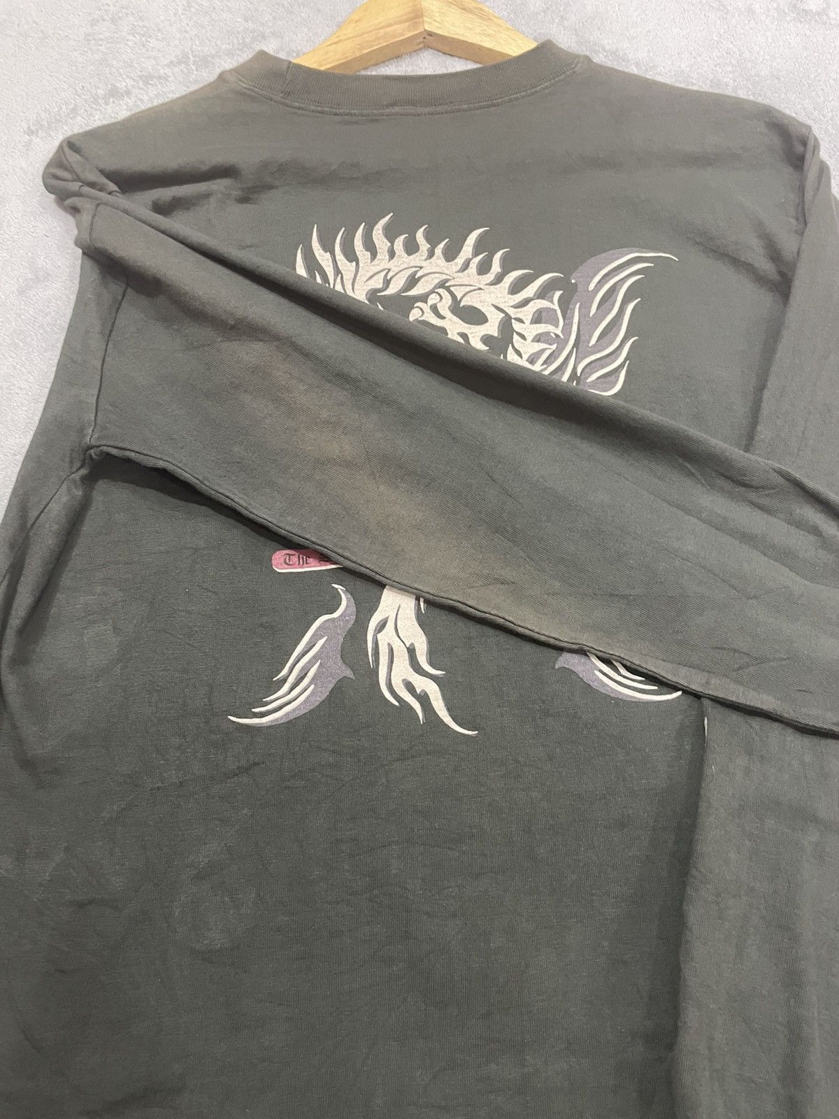 Hall Of Fame The Separate Dragon which keep flying Longsleve Tshirt faded Size US M / EU 48-50 / 2 - 11 Thumbnail