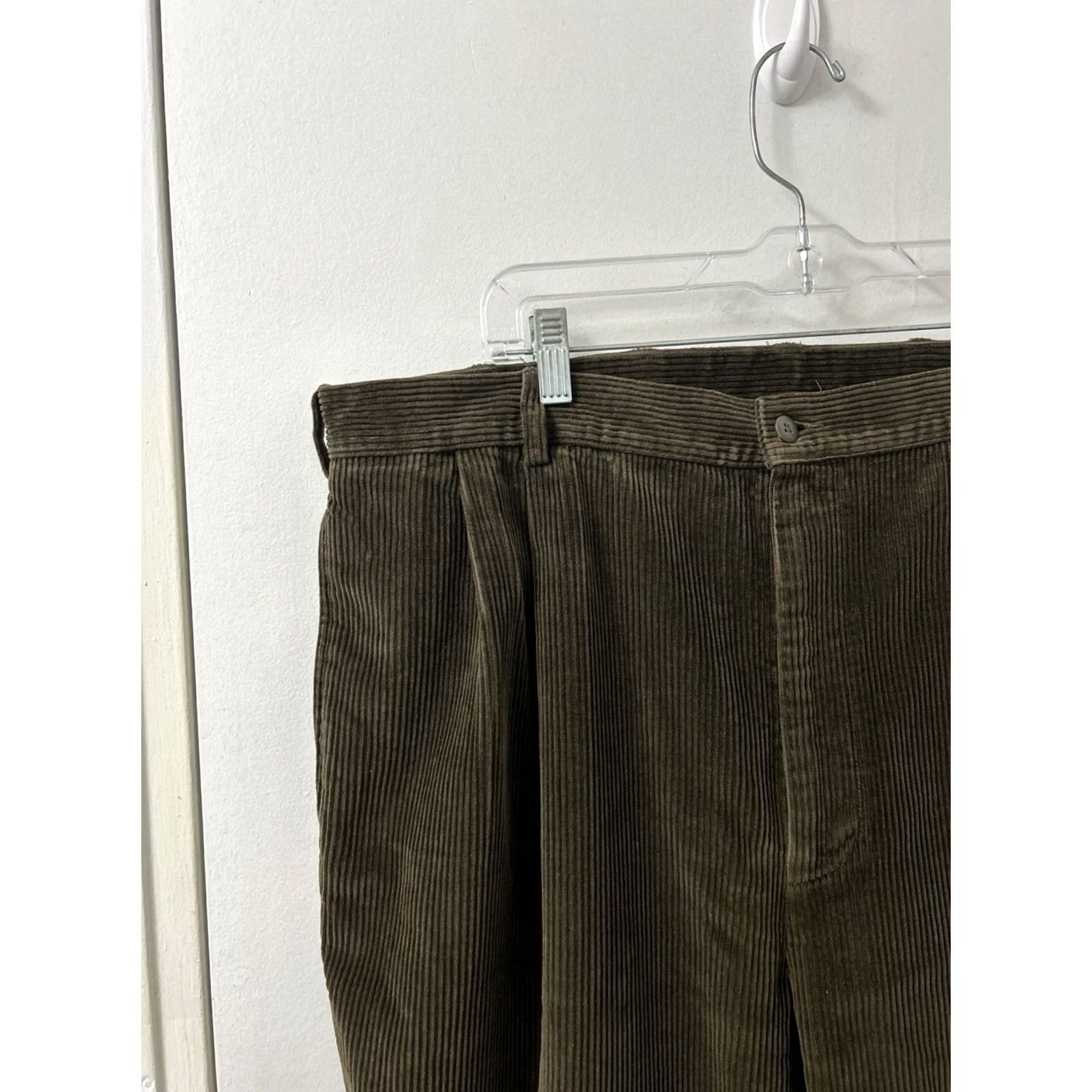 Jos. A. Bank Jos A Bank Corduroy Pants Mens 40x30 Brown Pleated Straight Leg Trousers Size US 40 / EU 56 - 4 Thumbnail