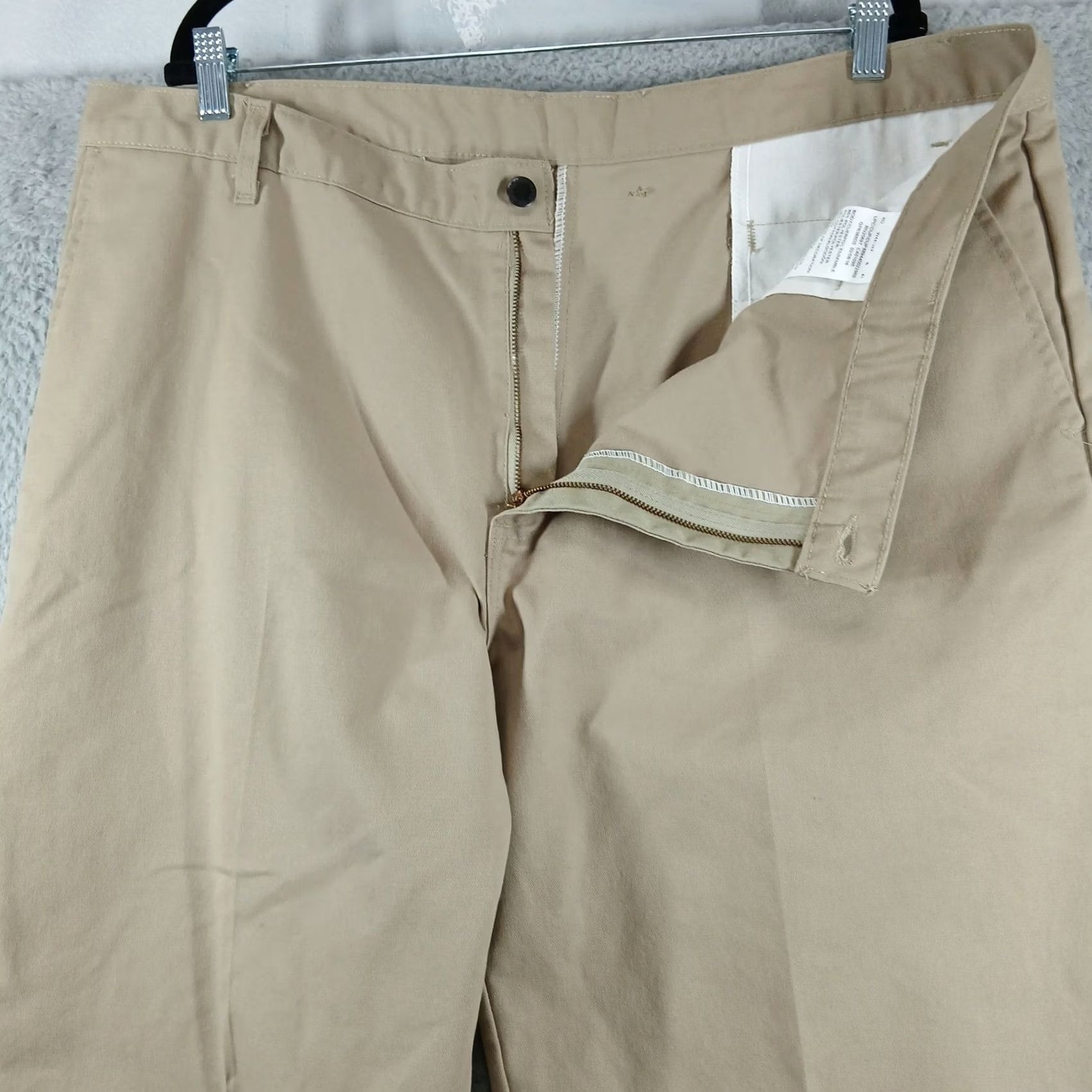Dickies Genuine Dickies Chino Pants Mens 42x30 Beige Flat Front Casual Trousers EUC Size US 42 / EU 58 - 7 Thumbnail