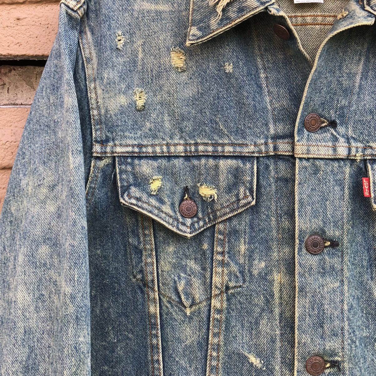 Levi's Vintage Clothing Vintage 80s Levis THRASHED Trucker Jacket Made In USA 🇺🇸 Size US M / EU 48-50 / 2 - 5 Thumbnail