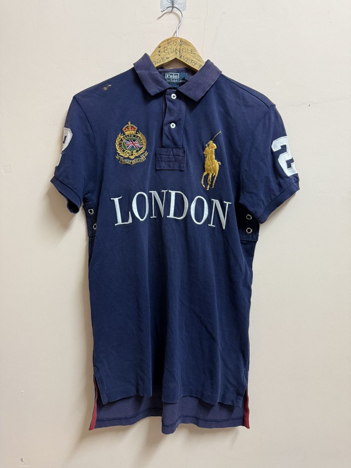Polo Ralph Lauren Distressed Polo By Ralph Lauren London Size US S / EU 44-46 / 1 - 1 Thumbnail