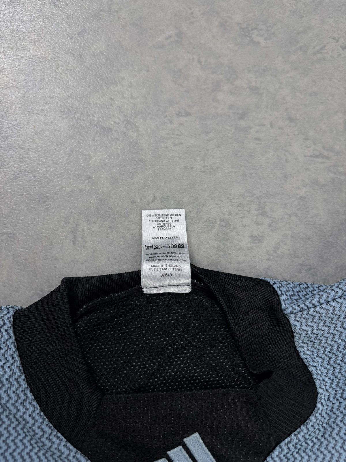 Adidas Vintage Adidas Windstopper Goalkeeper Soccer Jersey Size L Size US L / EU 52-54 / 3 - 11 Thumbnail