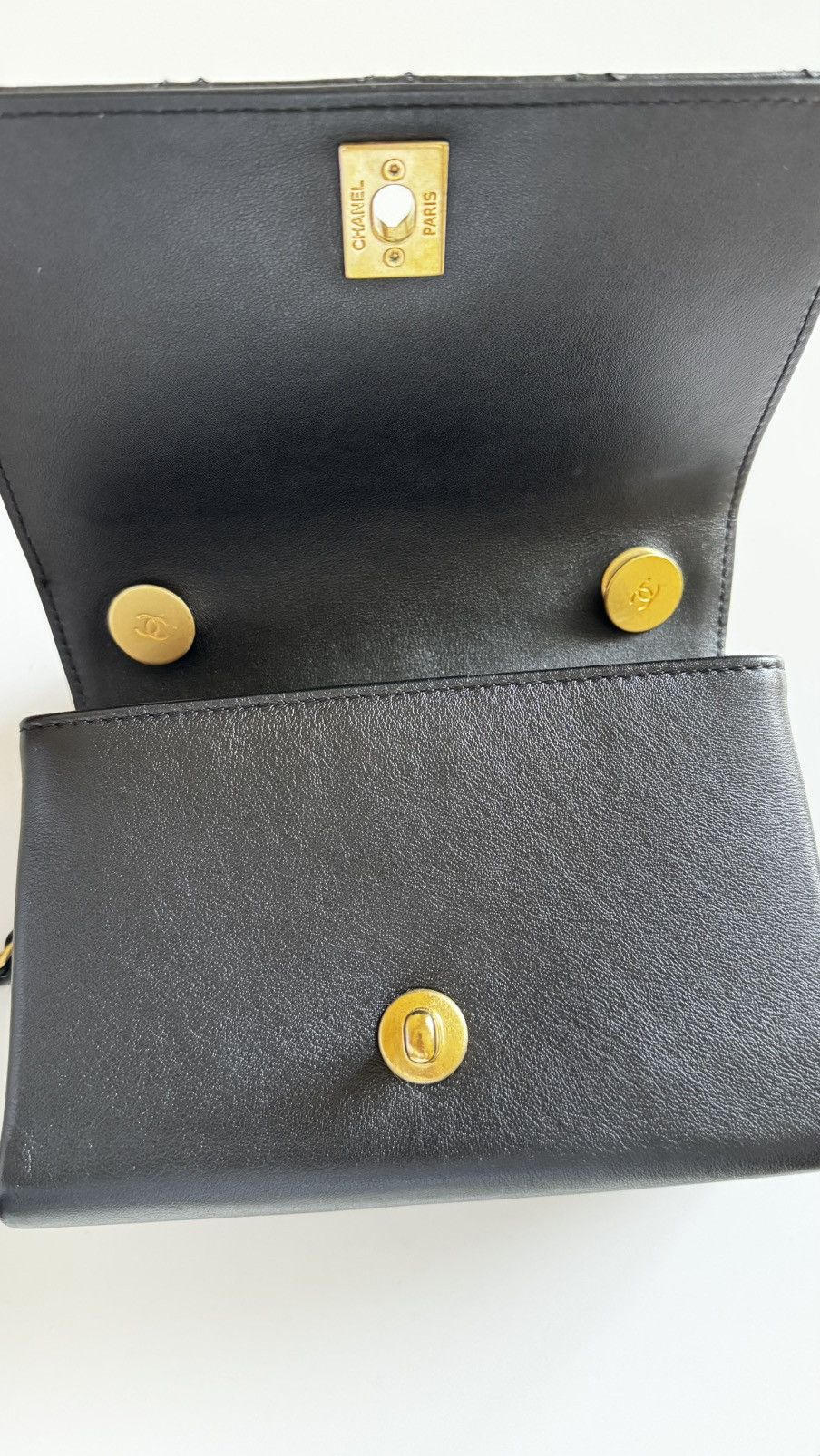 Chanel CHANEL Mini Mattelasse Chain Shoulder Crossbody Bag Size ONE SIZE - 3 Thumbnail