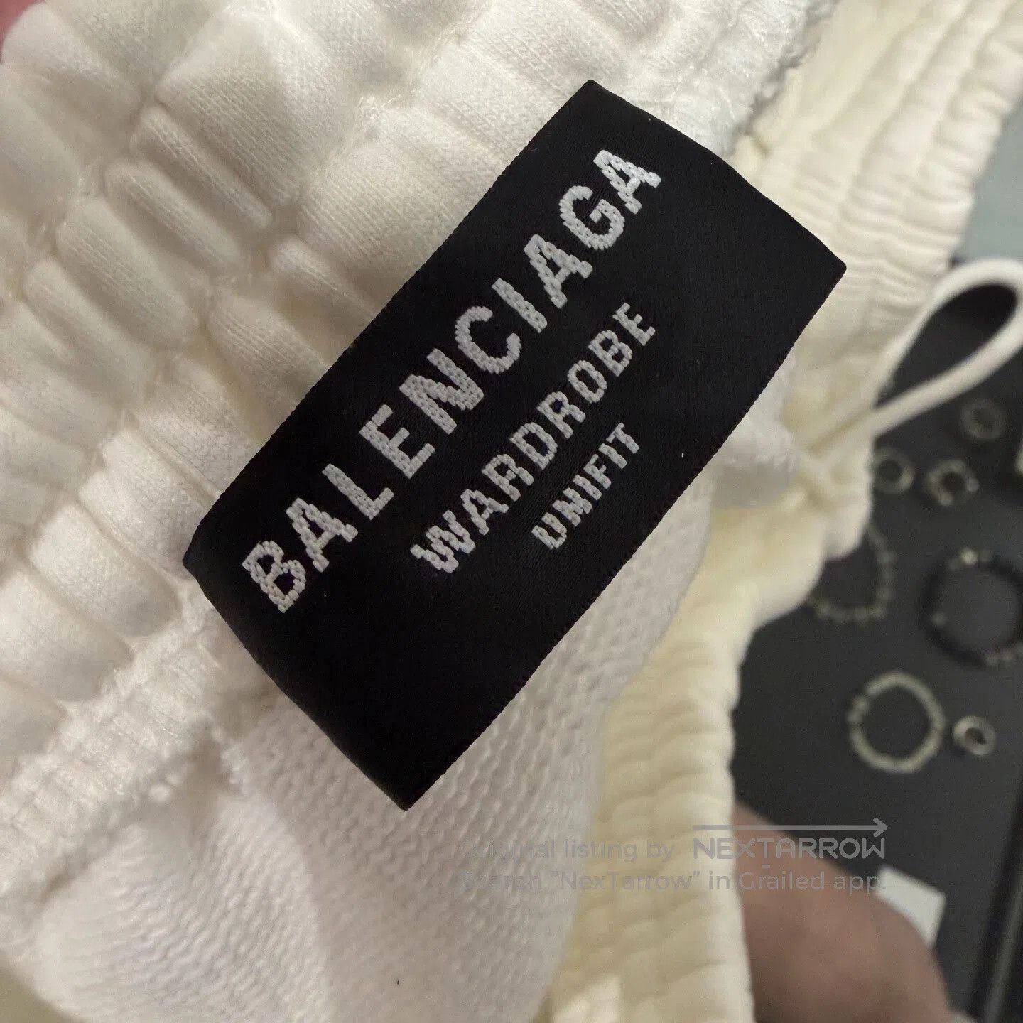 Balenciaga balenciaga white logo embroidered shorts. Size US 26 / EU 42 - 3 Thumbnail