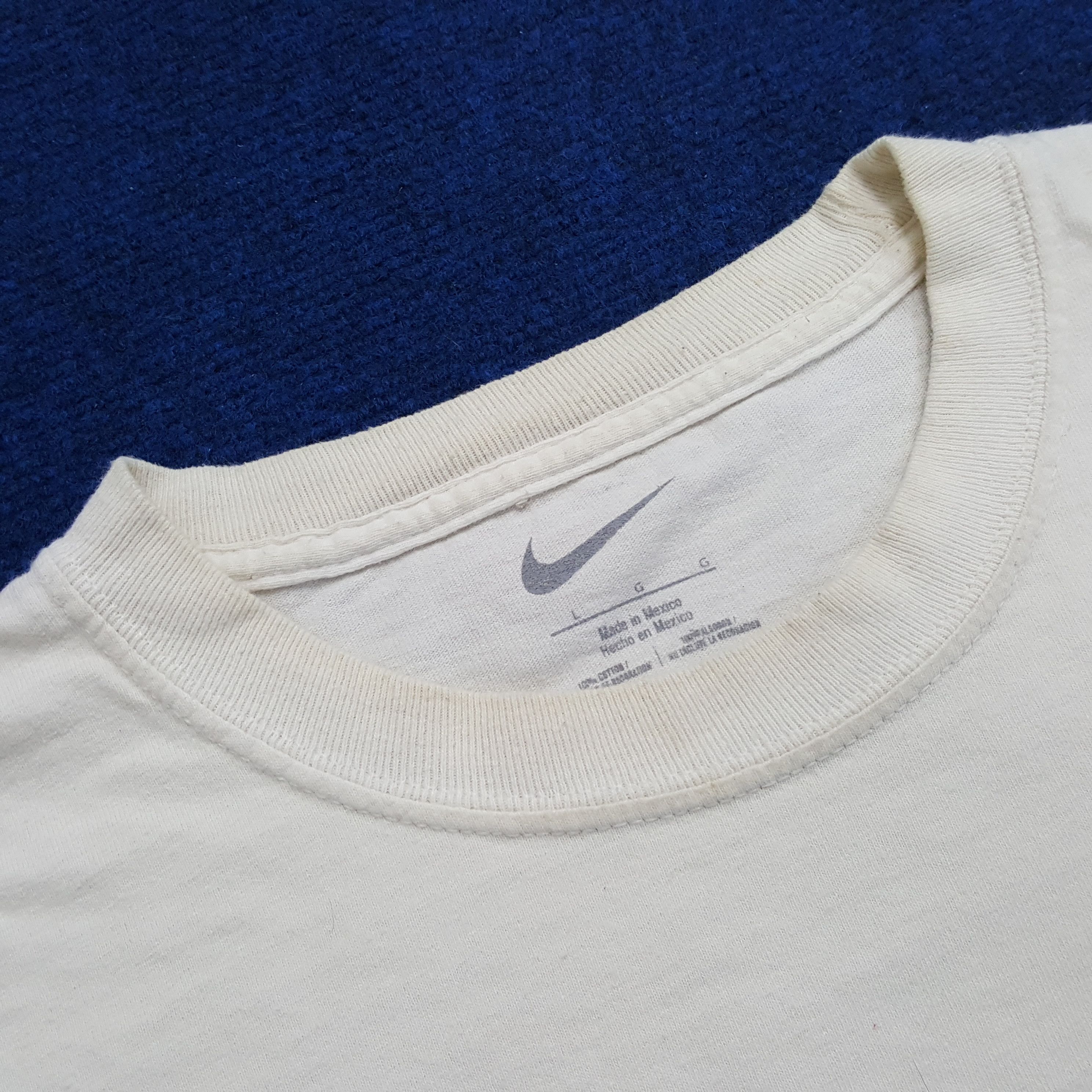 Nike × Vintage Vintage Nike Soccer Camps Sports T-shirt Size US L / EU 52-54 / 3 - 5 Thumbnail