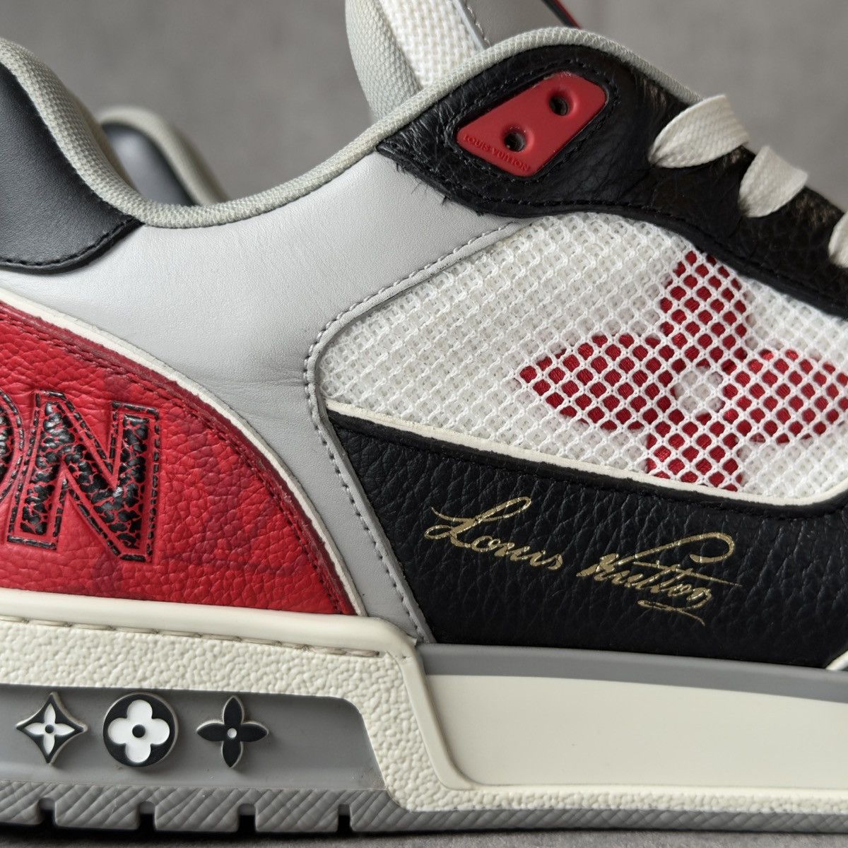 Louis Vuitton Louis Vuitton Trainer Sneaker Size US 8 / EU 41 - 7 Thumbnail