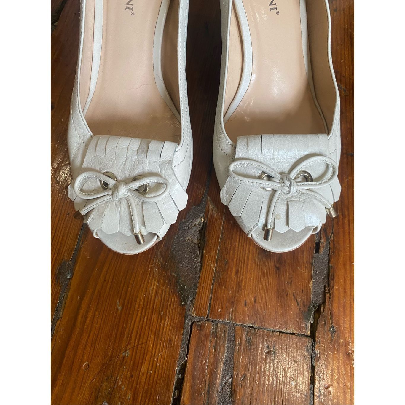 Carlo Pazolini Cream Leather Loafer Fringe Pumps, Size EU 39