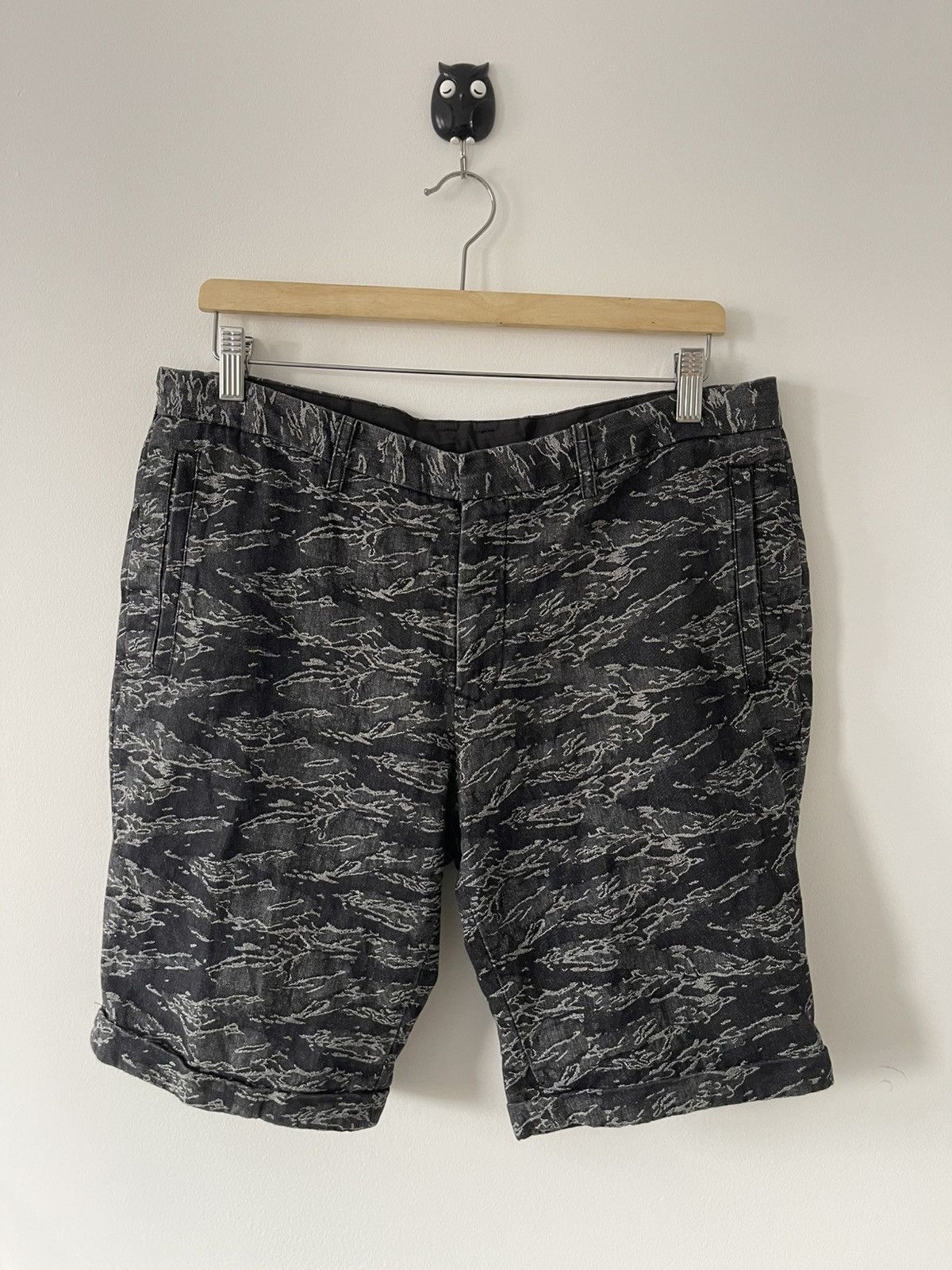 Issey Miyake Rare Vintage TETE HOMME Issey Miyake Tiger Camo All Over Size US 34 / EU 50 - 1 Thumbnail