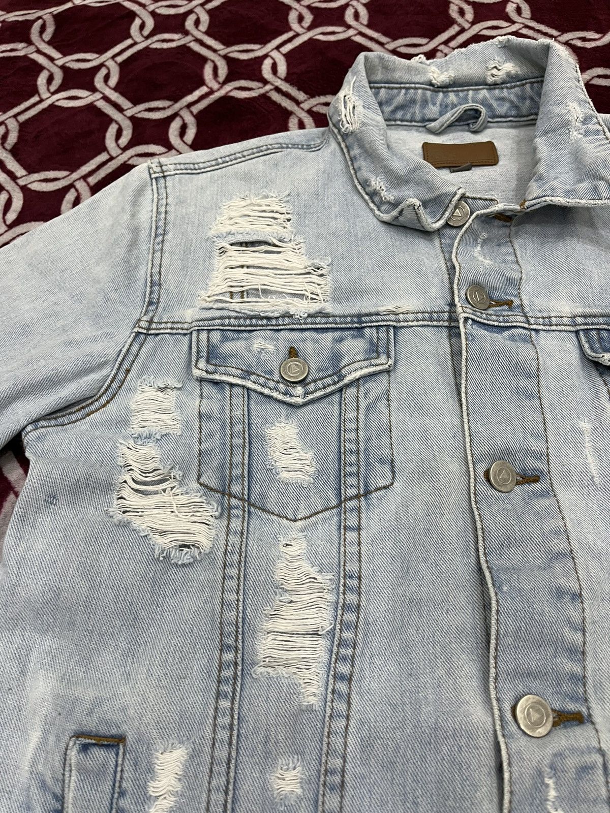 Asos Asos Ripped Trucker Denim Jacket Size US L / EU 52-54 / 3 - 8 Thumbnail