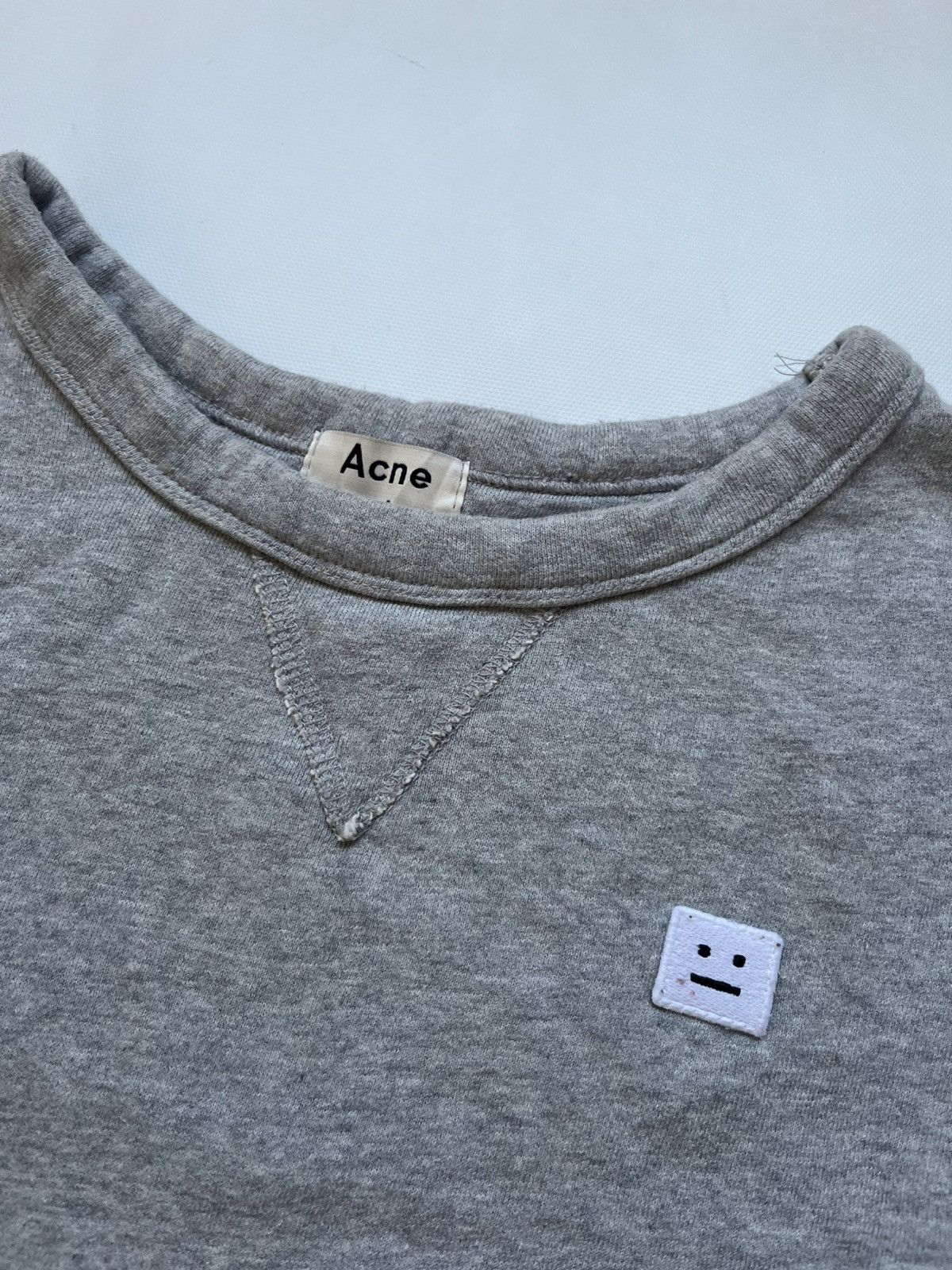 Acne Studios Acne Studios Grey Sweatshirt - Face Patch - Size Large (L) Size US L / EU 52-54 / 3 - 3 Thumbnail