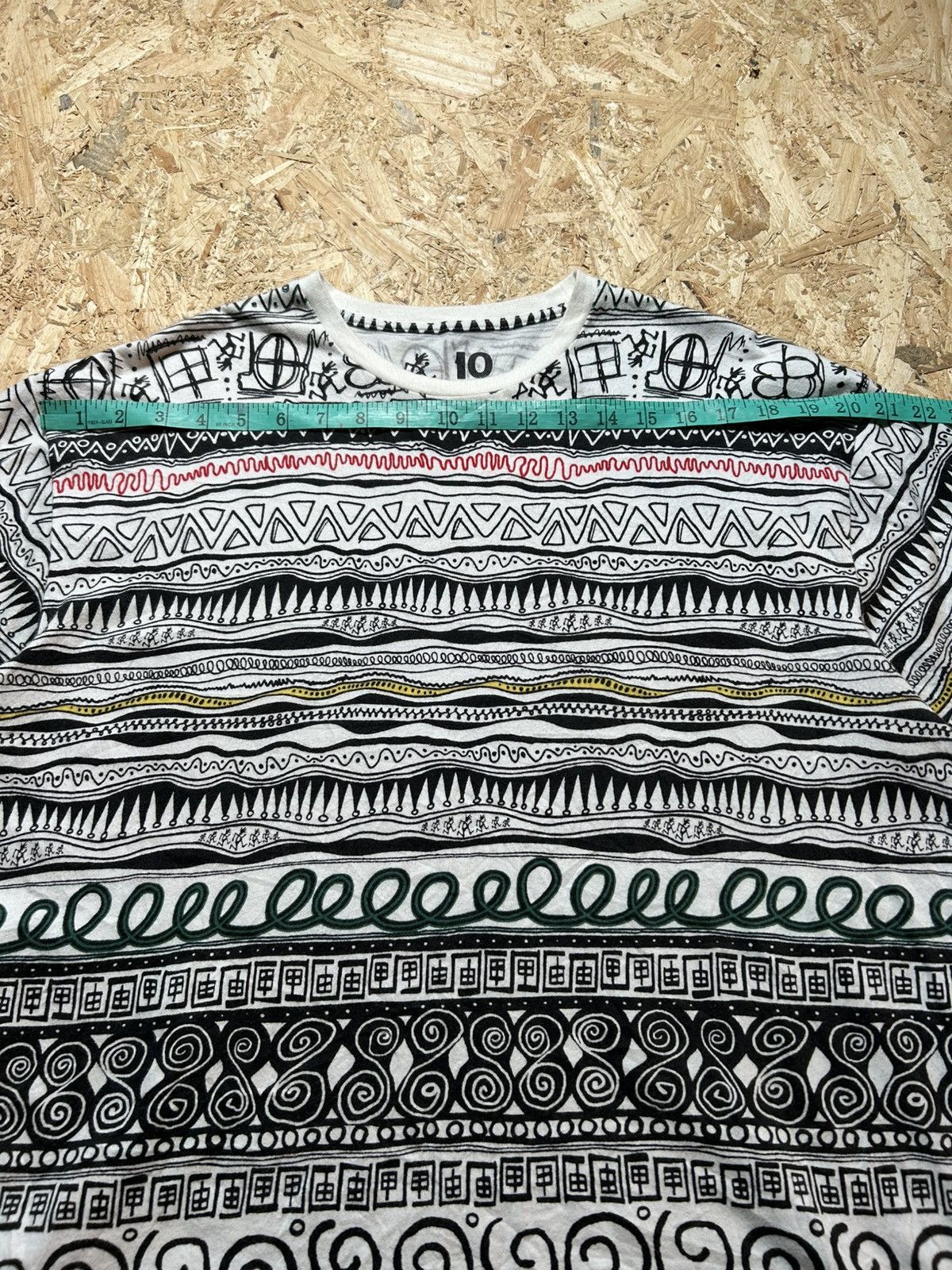 Gramicci Gramicci Geometric Tribal Pattern Tee Size US L / EU 52-54 / 3 - 11 Thumbnail