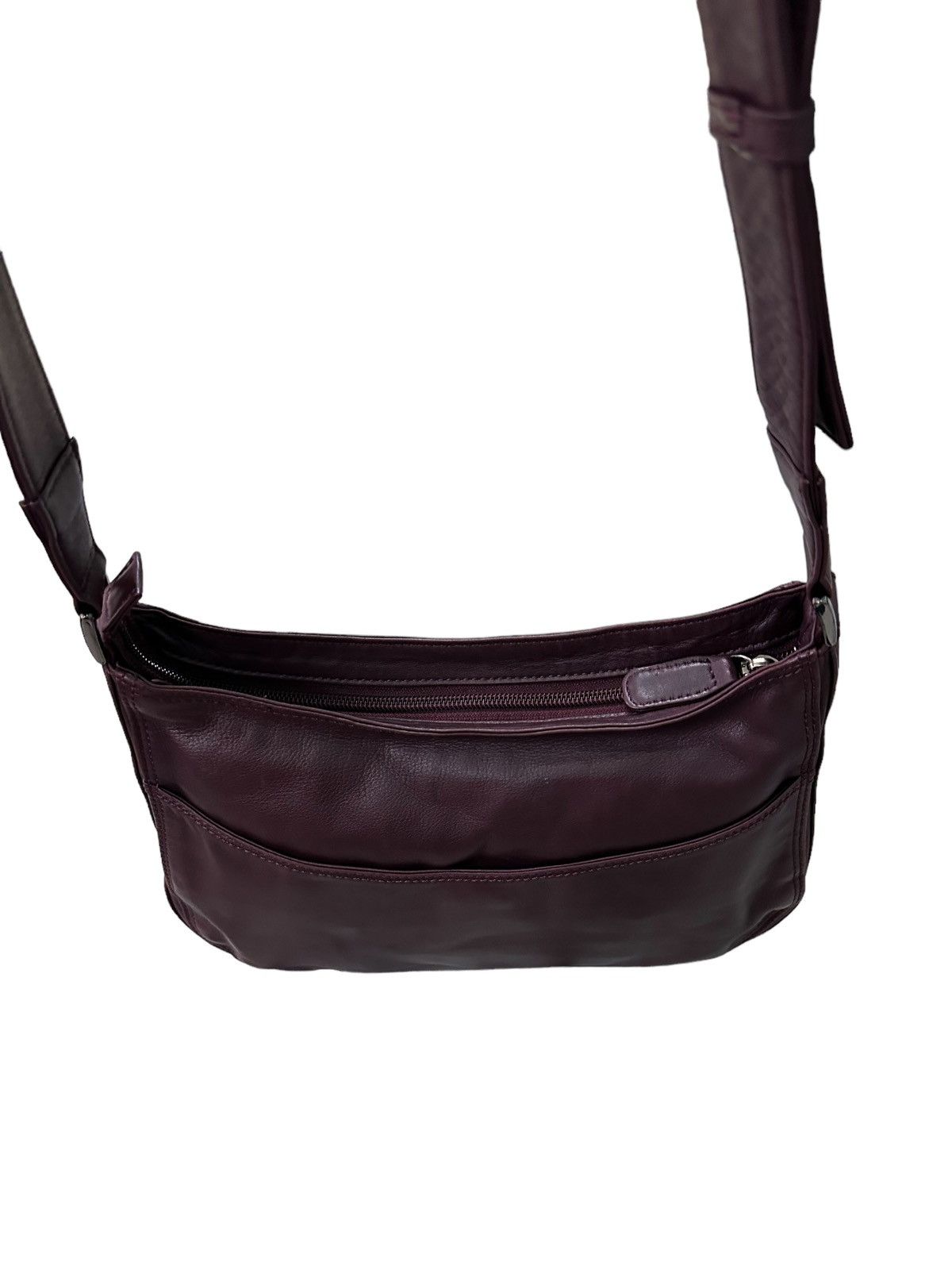 Vintage ISSEY MIYAKE SOFT LEATHER CROSSBODY BAG Size ONE SIZE - 6 Thumbnail
