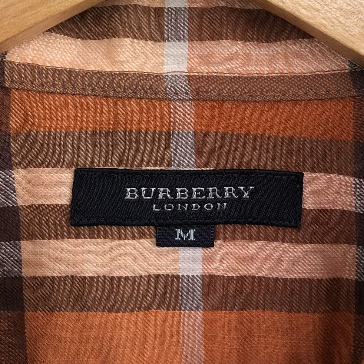 Burberry Burberry London Cotton Checked Nova Check Short Sleeve Size US M / EU 48-50 / 2 - 14 Thumbnail