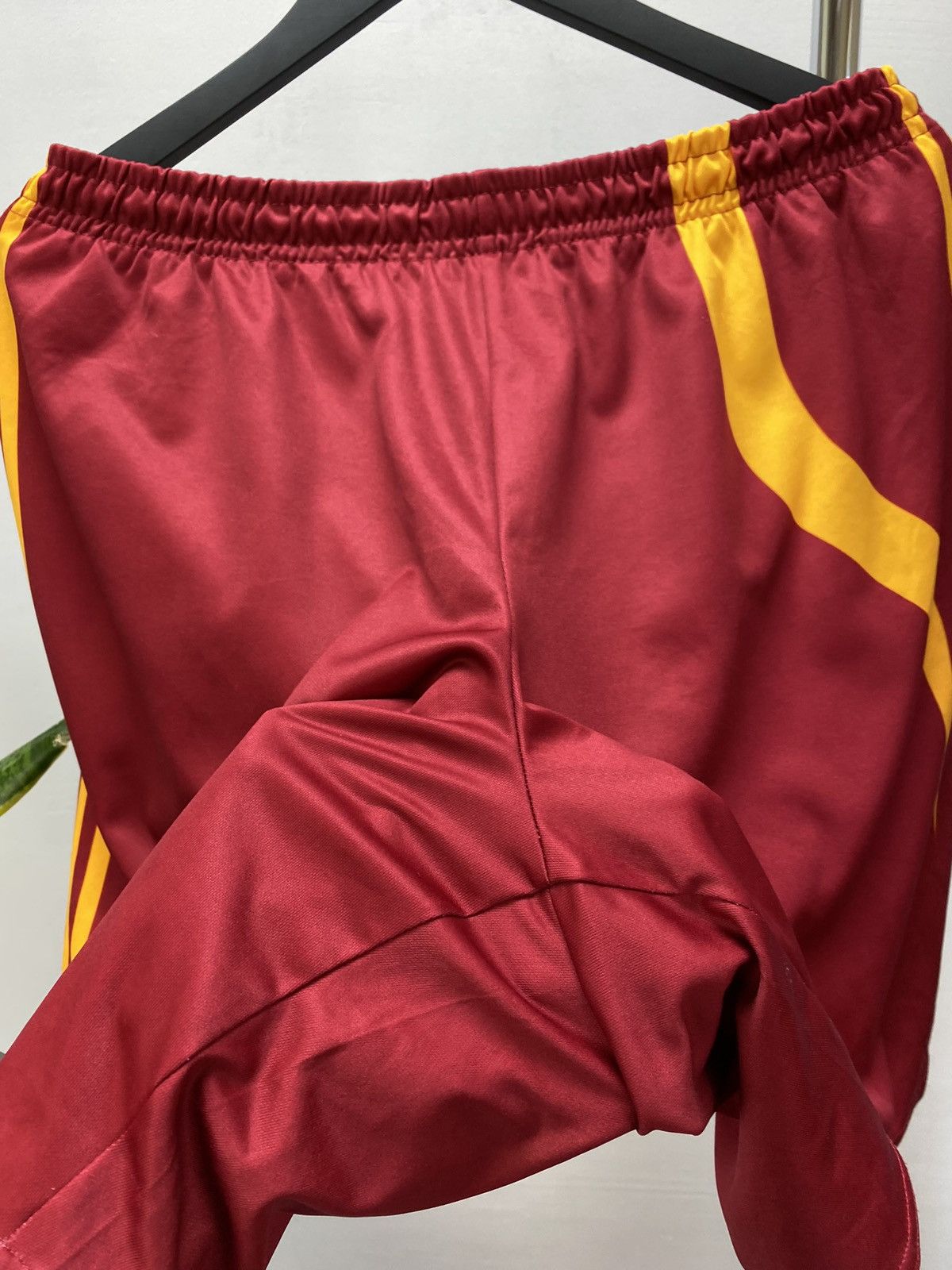 Vintage Adidas Galatasaray 2004 2005 Home Soccer Jersey/Shorts Set Size US L / EU 52-54 / 3 - 19 Thumbnail