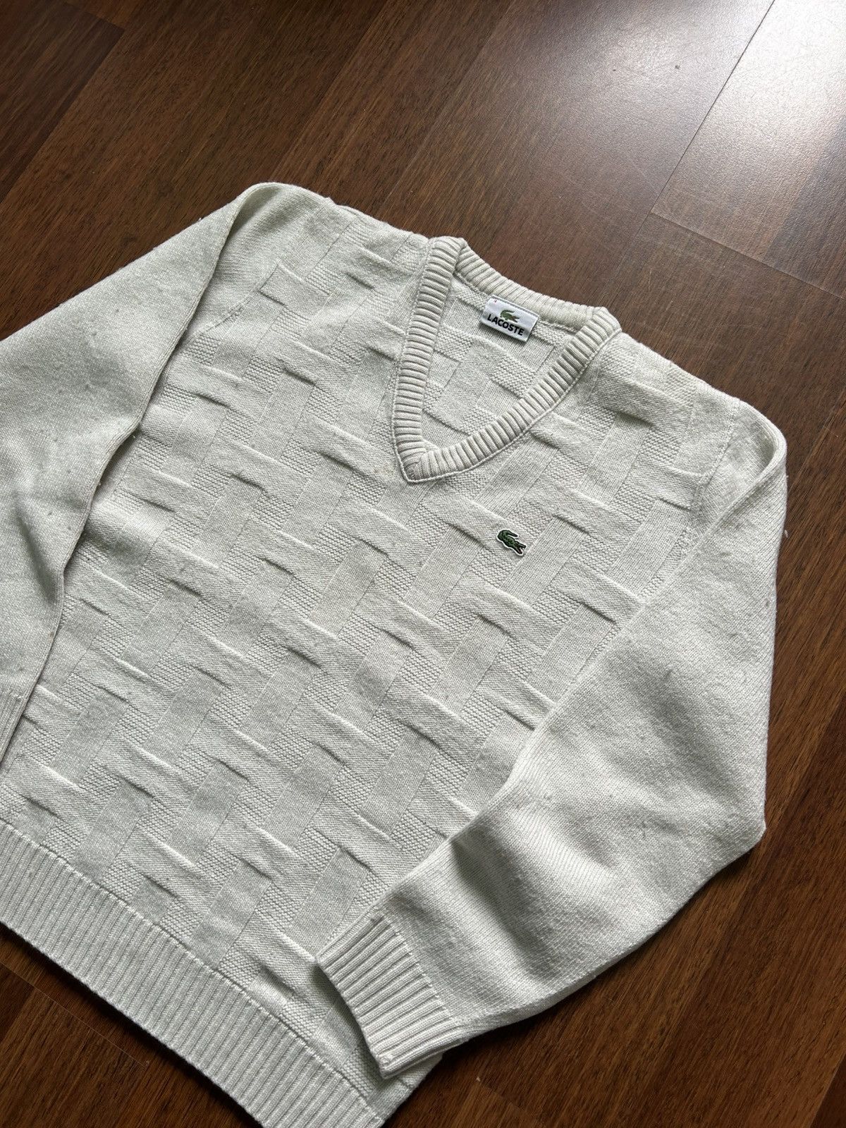 Lacoste Vintage Lacoste V-Neck Sweater Wool Solid Style Size M / 4 Size US M / EU 48-50 / 2 - 2 Thumbnail