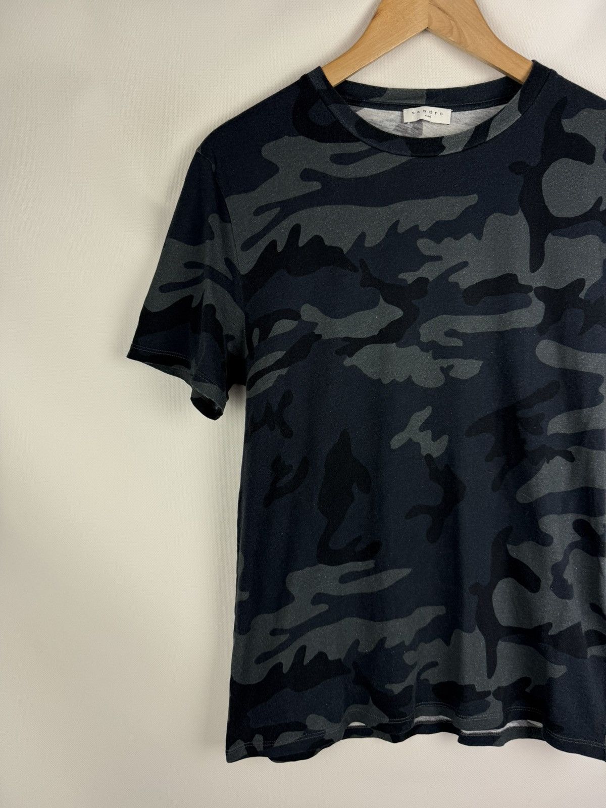 Sandro Sandro Paris Men’s Short Sleeve Camo T Shirt Size 1 Size US XS / EU 42 / 0 - 2 Thumbnail