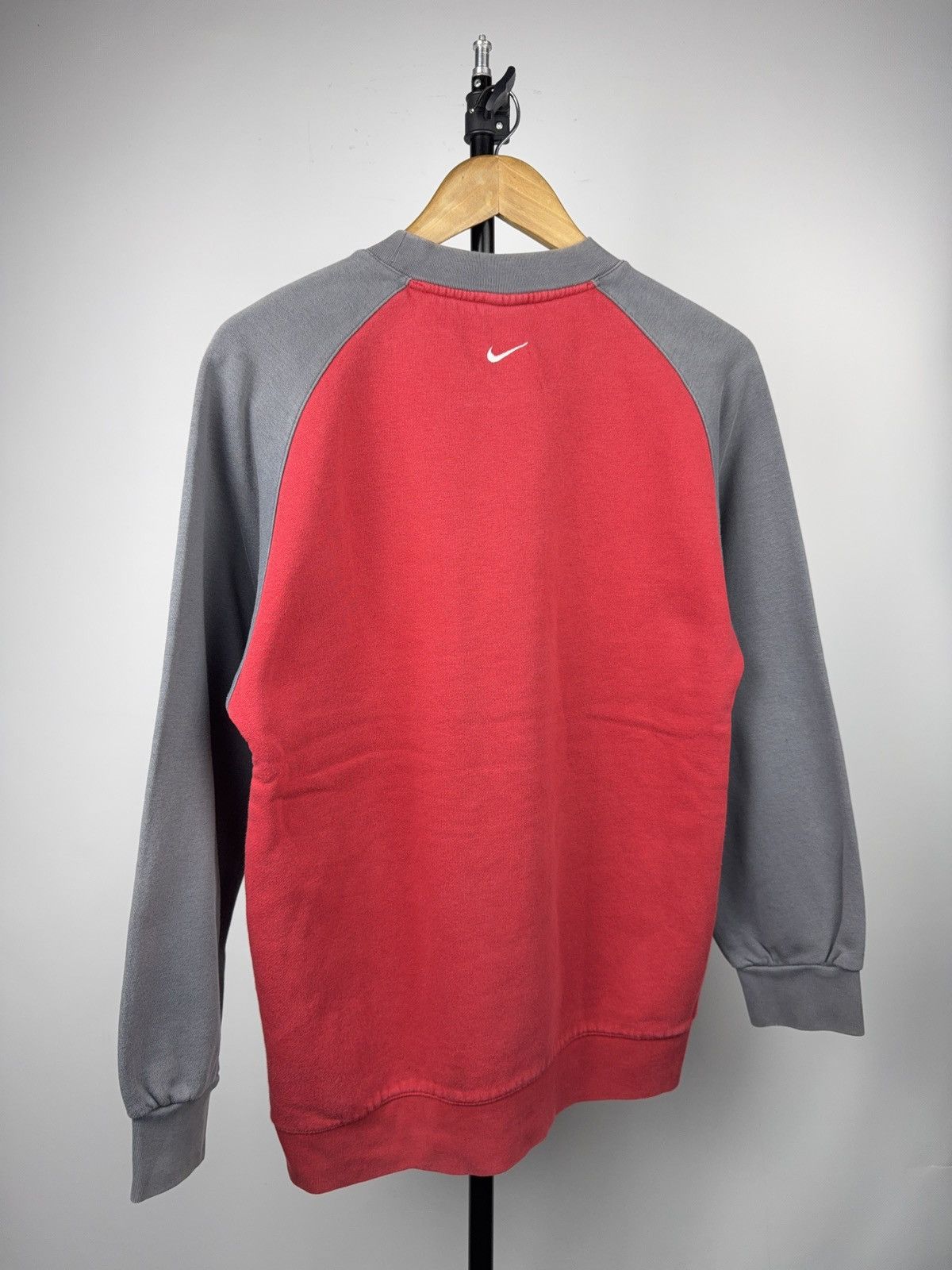 Nike ❤️‍🔥 Nike Vintage Faded Raglan Embroidered Crewneck Sweatshirt Size US S / EU 44-46 / 1 - 10 Thumbnail