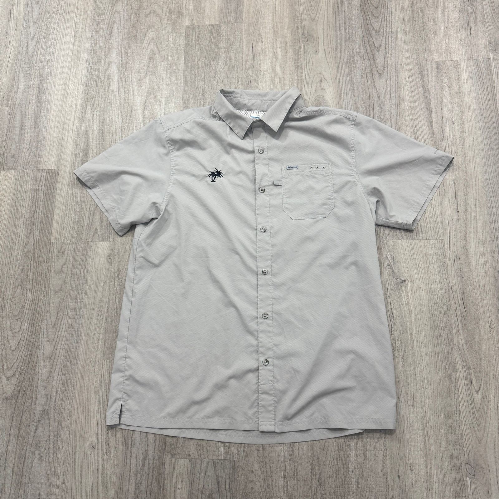 Columbia Columbia PFG Shirt Men's Large Gray Lightweight Vented Size US L / EU 52-54 / 3 - 1 Thumbnail