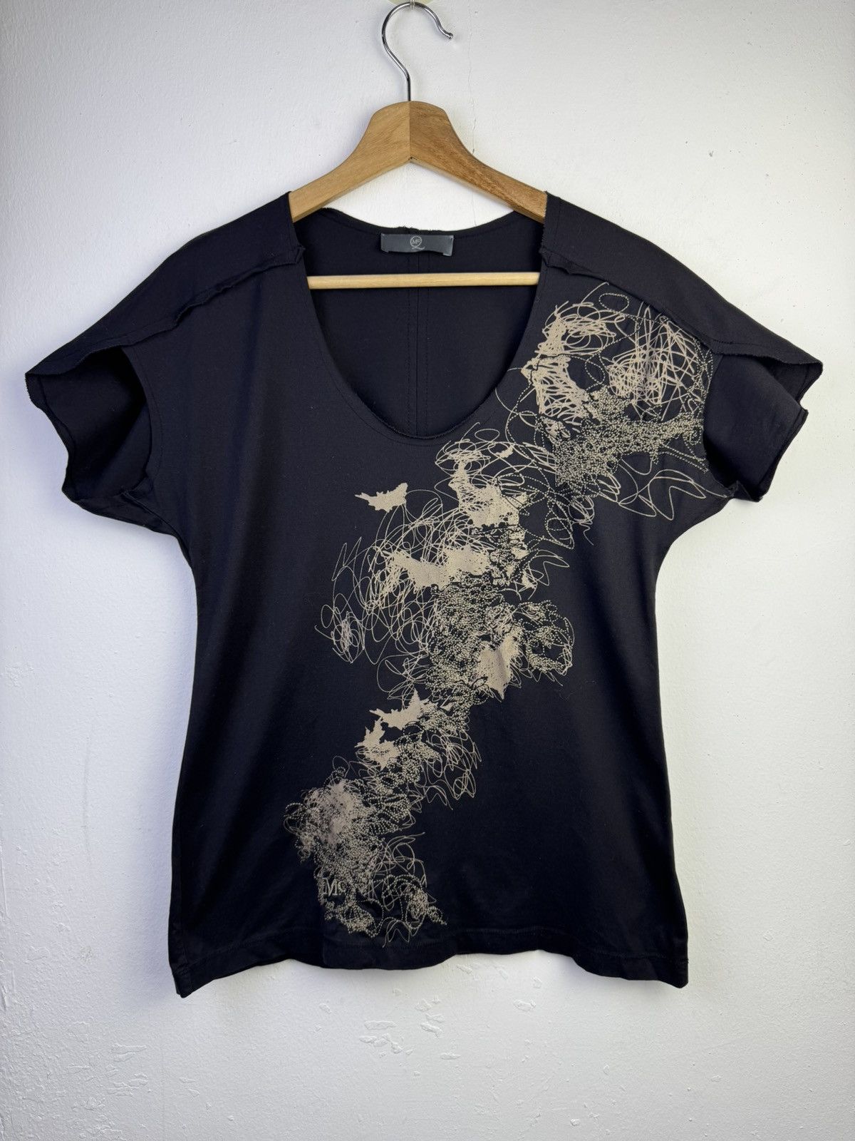 Alexander McQueen Alexander McQueen abstract embroidery Tshirt Size XS / US 0-2 / IT 36-38 - 1 Thumbnail