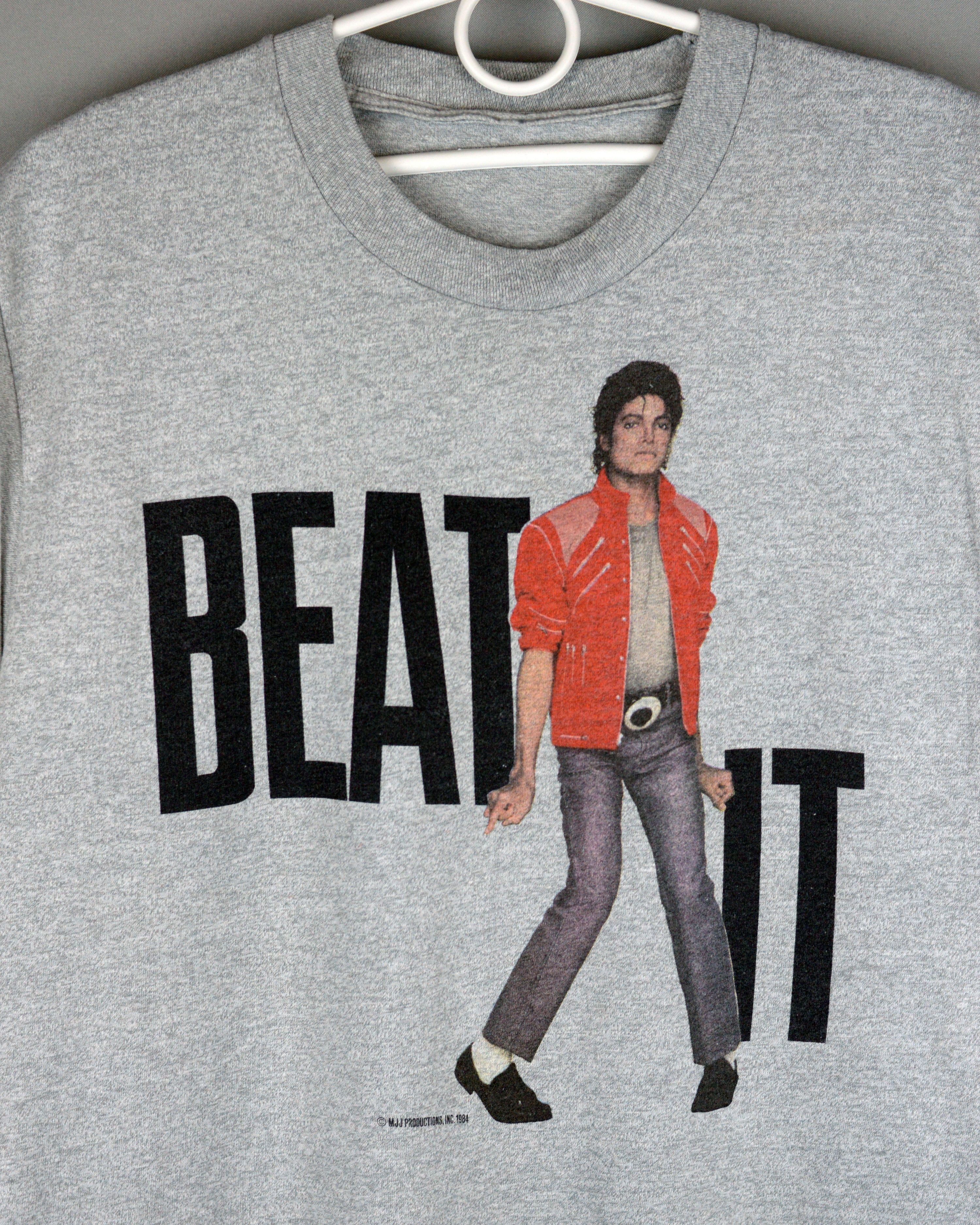 Vintage Vintage Michael Jackson Beat It 1984 t shirt Size US XL / EU 56 / 4 - 2 Thumbnail