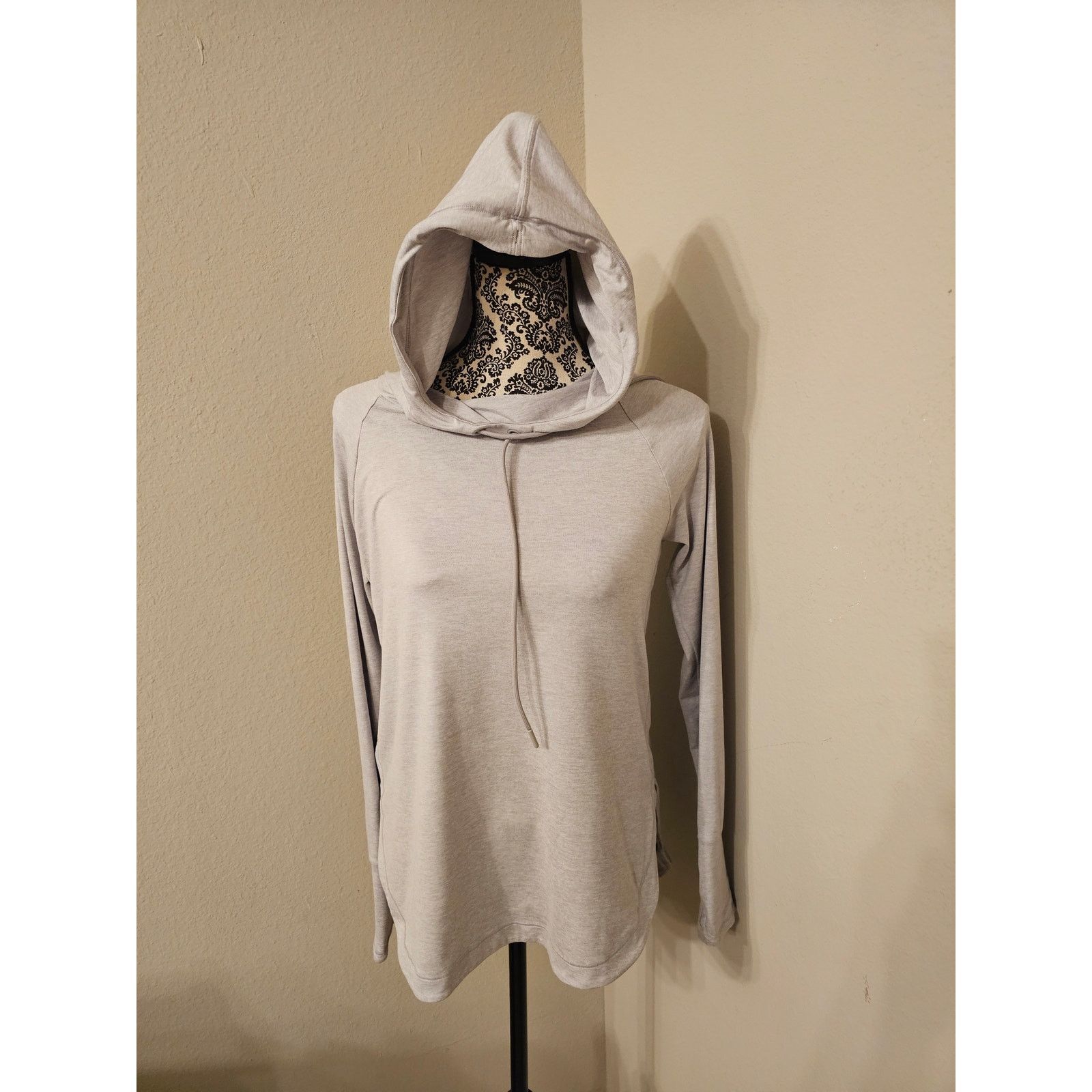 Athleta Athleta Pullover Hoodie: Gray Tops - Women's Size X-Small, Size XS / US 0-2 / IT 36-38 - 2 Thumbnail