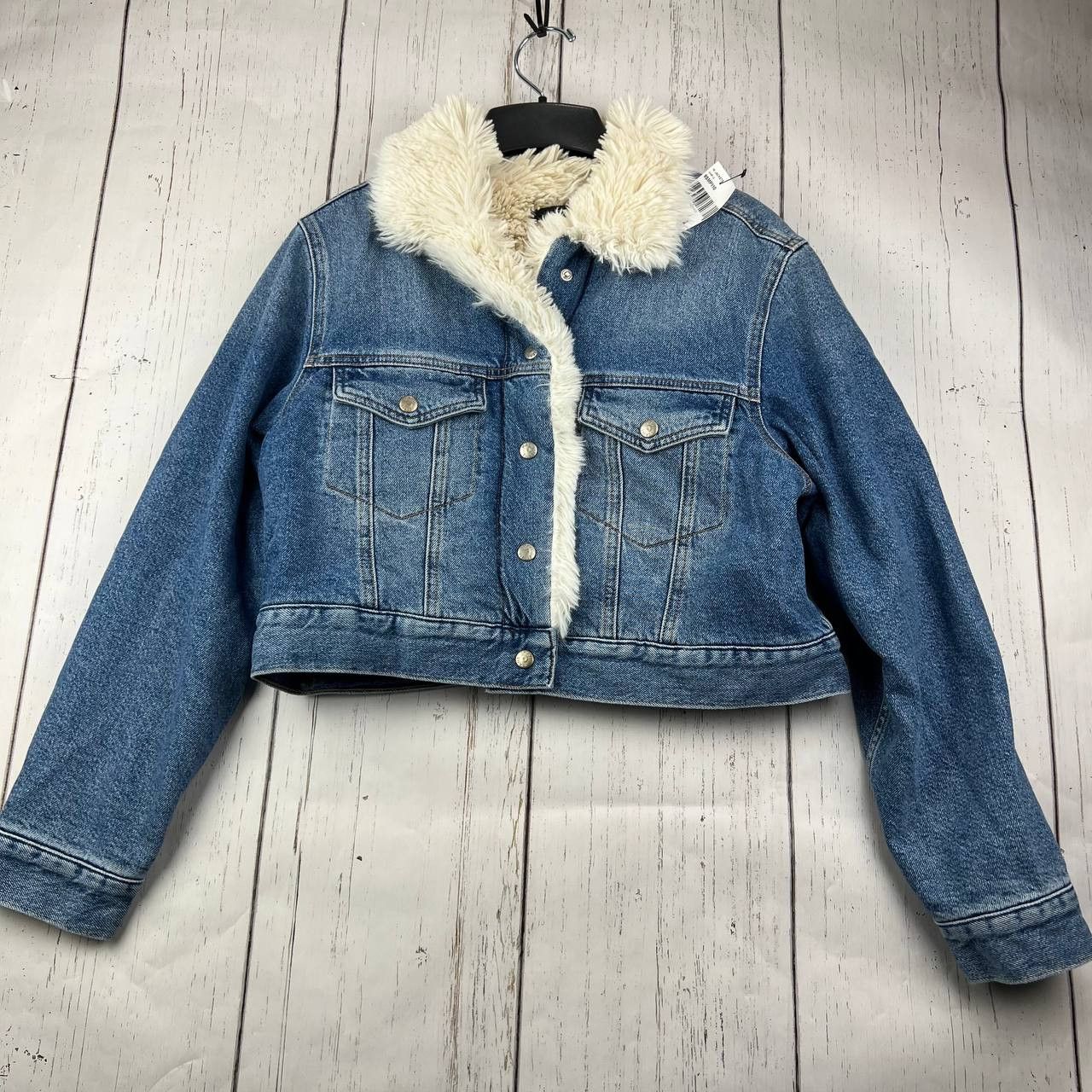 Mavi Small Cropped Fit Stretchable Fur Denim Jeans Jacket