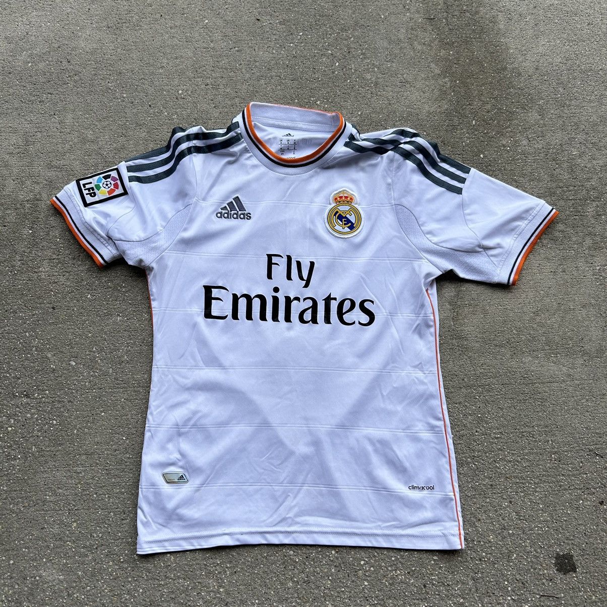 image of 2010S Adidas Real Madrid Pepe Jersey in White, Men's (Size Small)