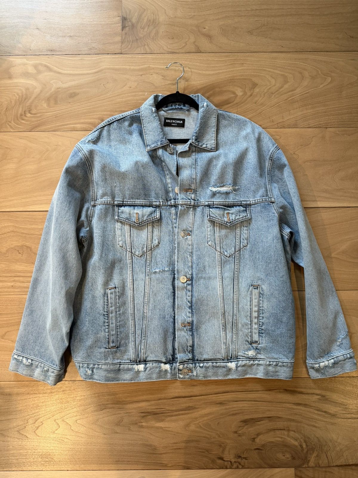 Balenciaga Balenciaga Barcode Denim Jacket Blue Size US L / EU 52-54 / 3 - 1 Thumbnail