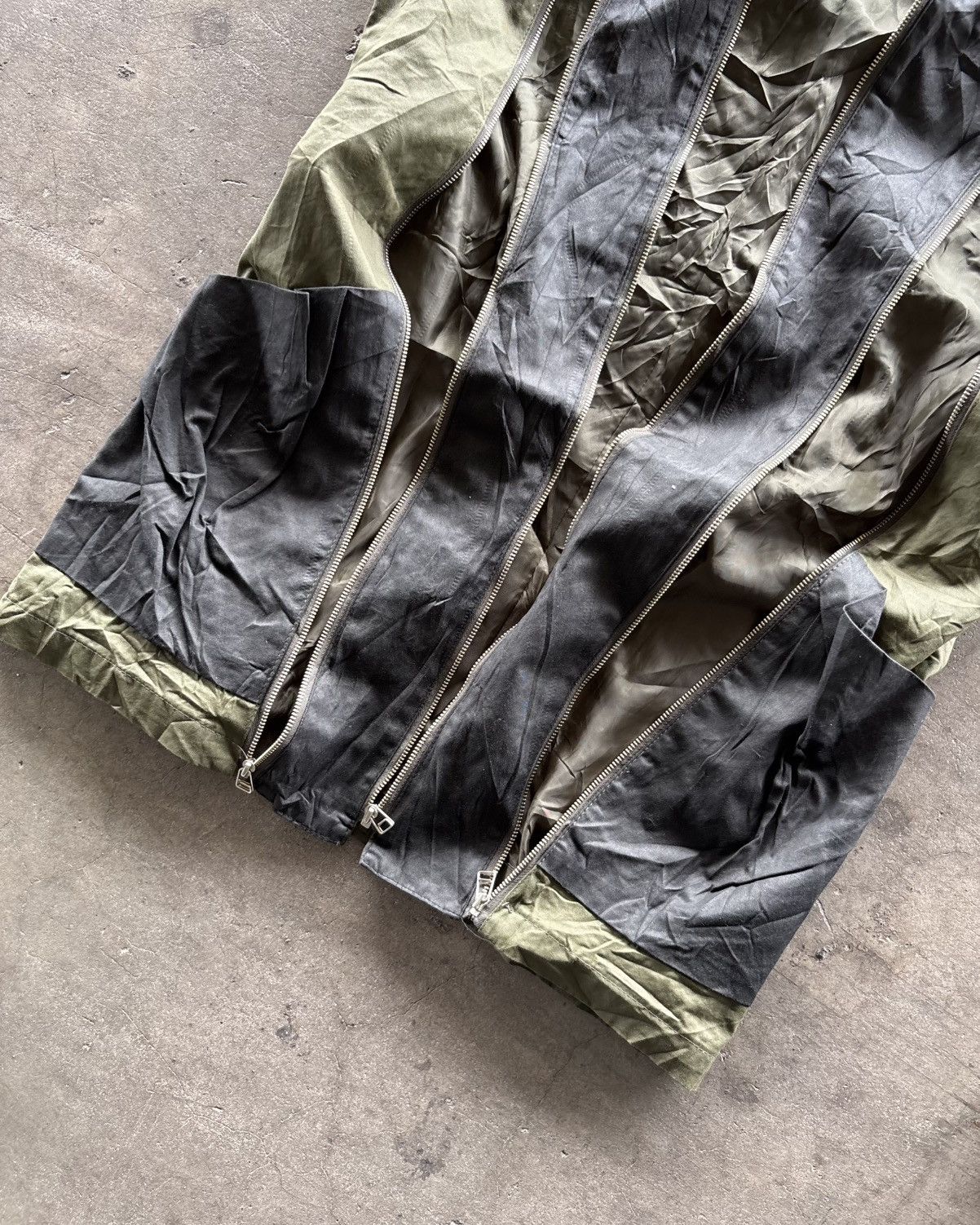 Japanese Brand Multizip Up Vest Size US M / EU 48-50 / 2 - 4 Thumbnail