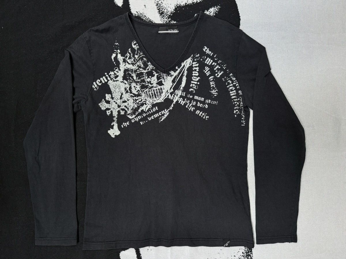 In The Attic Longsleeve graphic V-neck top