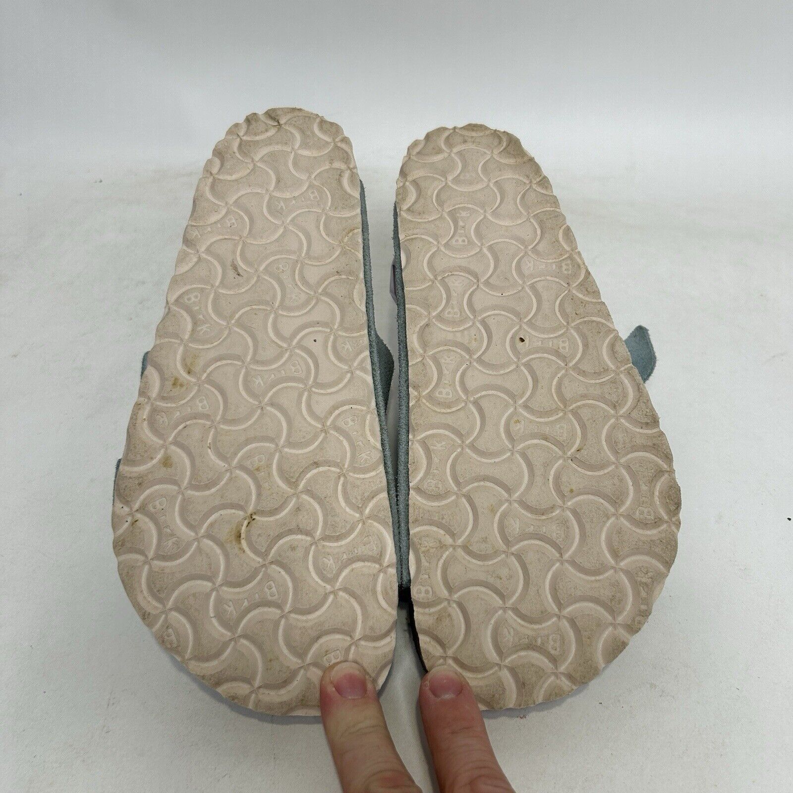 Birkenstock Birkenstock Arizona Soft Footbed Suede Sandals “Light Blue” Size US 7 / IT 37 - 7 Thumbnail