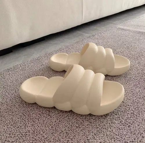 image of Vintage Puffer Sandal Slides in White, Men's (Size 11)