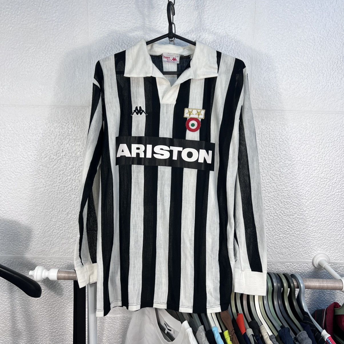 Kappa Long sleeve KAPPA Juventus 1983 PLATINI 10 ARISTON ITALY Size US M / EU 48-50 / 2 - 1 Thumbnail