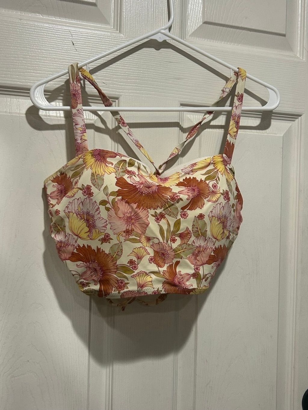 Other Women's Shoshanna Floral Bikini Top Beige Pink 34DD Size M / US 6-8 / IT 42-44 - 1 Thumbnail